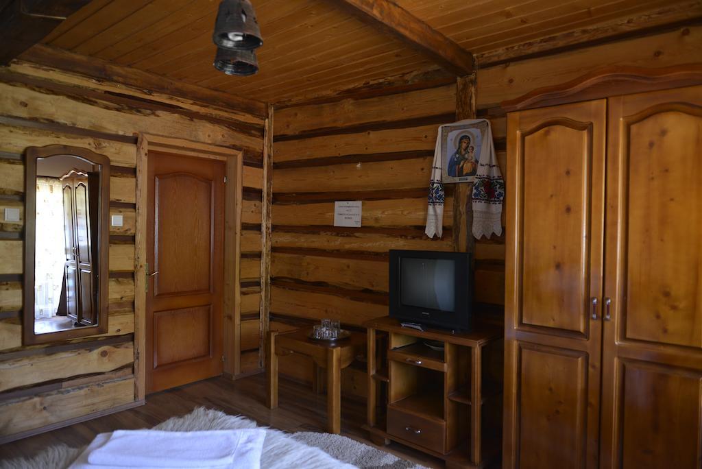Pensiunea Lacramioara Săcel Δωμάτιο φωτογραφία